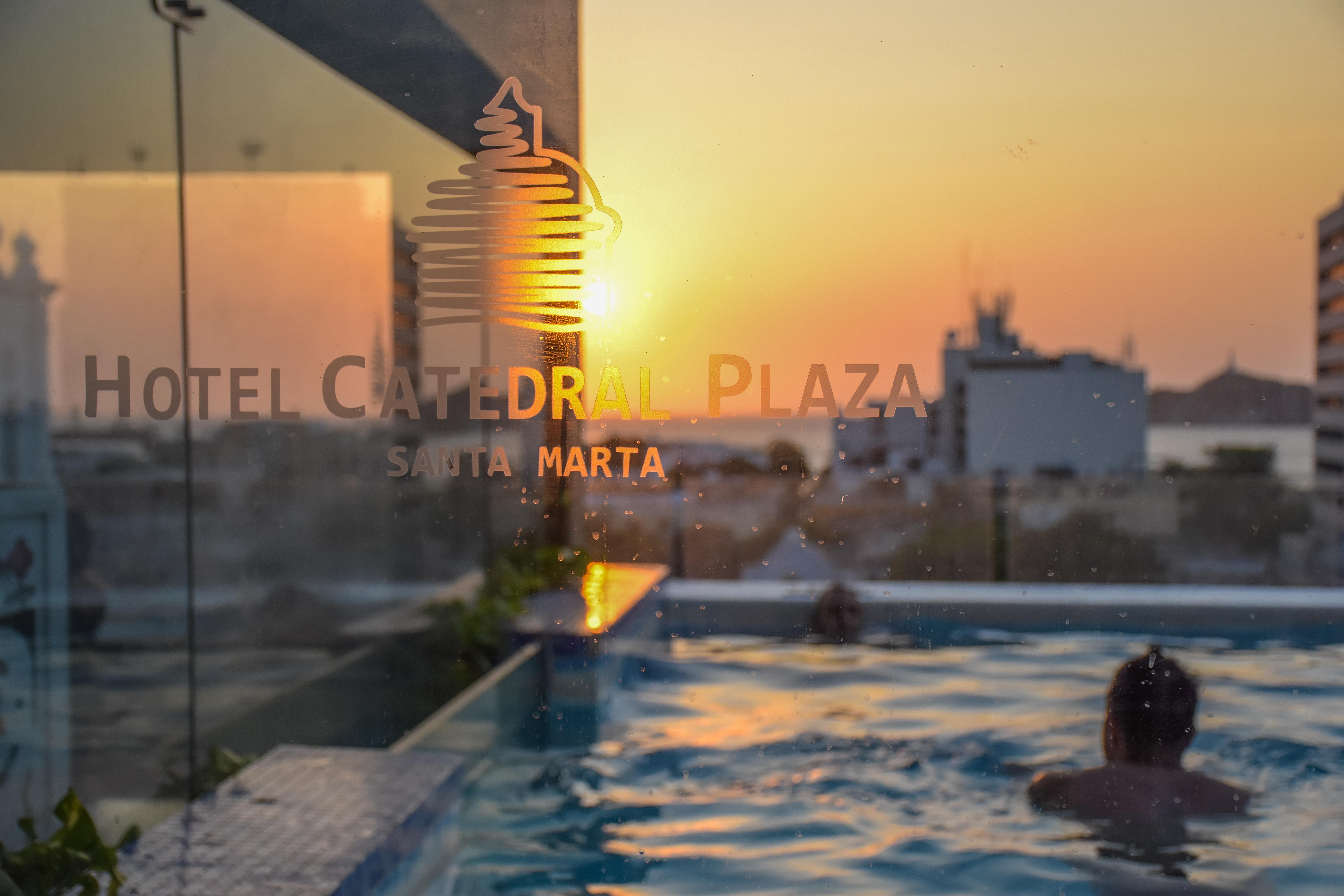 Hotel Catedral Plaza Санта-Марта Экстерьер фото